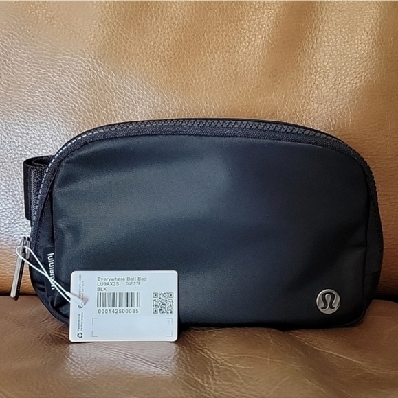 lululemon athletica Handbags - NWT Original Lululemon Everywhere Belt Bag Fanny Pack Black And Silver